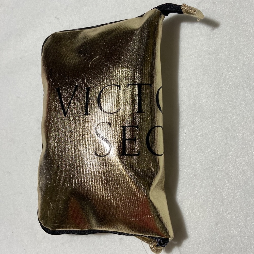 Victoria’s Secret Foldable Duffel/Tote Bag. Never Used. Gold and Black. - Picture 3 of 11